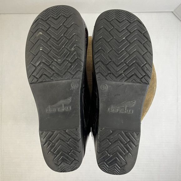 Women's Dansko Clogs - Comfortable Professional Shoes - Used 10.5-11 purple - Picture 9 of 13